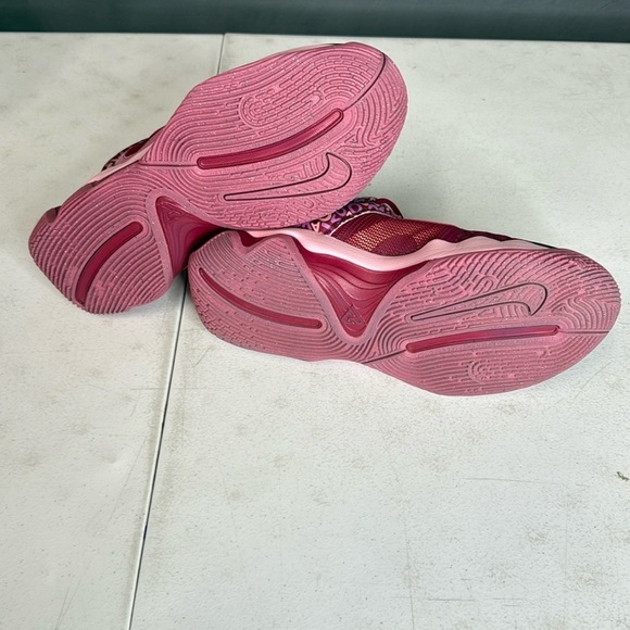 Men’s Nike Giannis Immortality 3 Basketball Shoes Size 10.5,  Red, Pink EUC - Picture 8 of 8